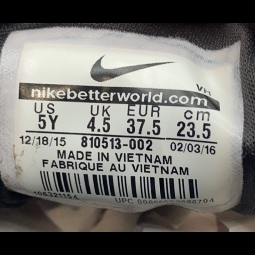 NIKE ROSHE ONE FB GS ATHLETIC SNEAKERS - Picture 12 of 12